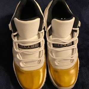 Air Jordan 11 Retro Gold